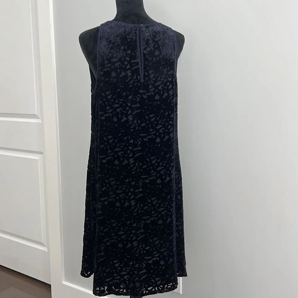 NWT Eileen Fisher Velvet Vines Burnout Blue Sleeveless Ballet Neck A Line DressM - Picture 6 of 11